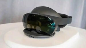 Learn how and why Meta and LG will partner. Know how this partnership will transform the field of virtual reality and Quest Pro 2 and their future.